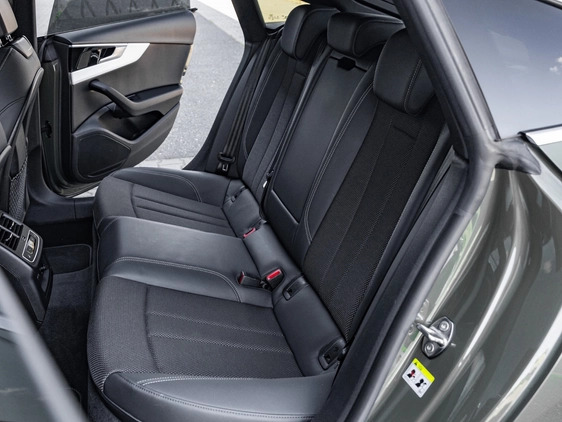 Audi A5 cena 152900 przebieg: 125431, rok produkcji 2022 z Chodzież małe 781